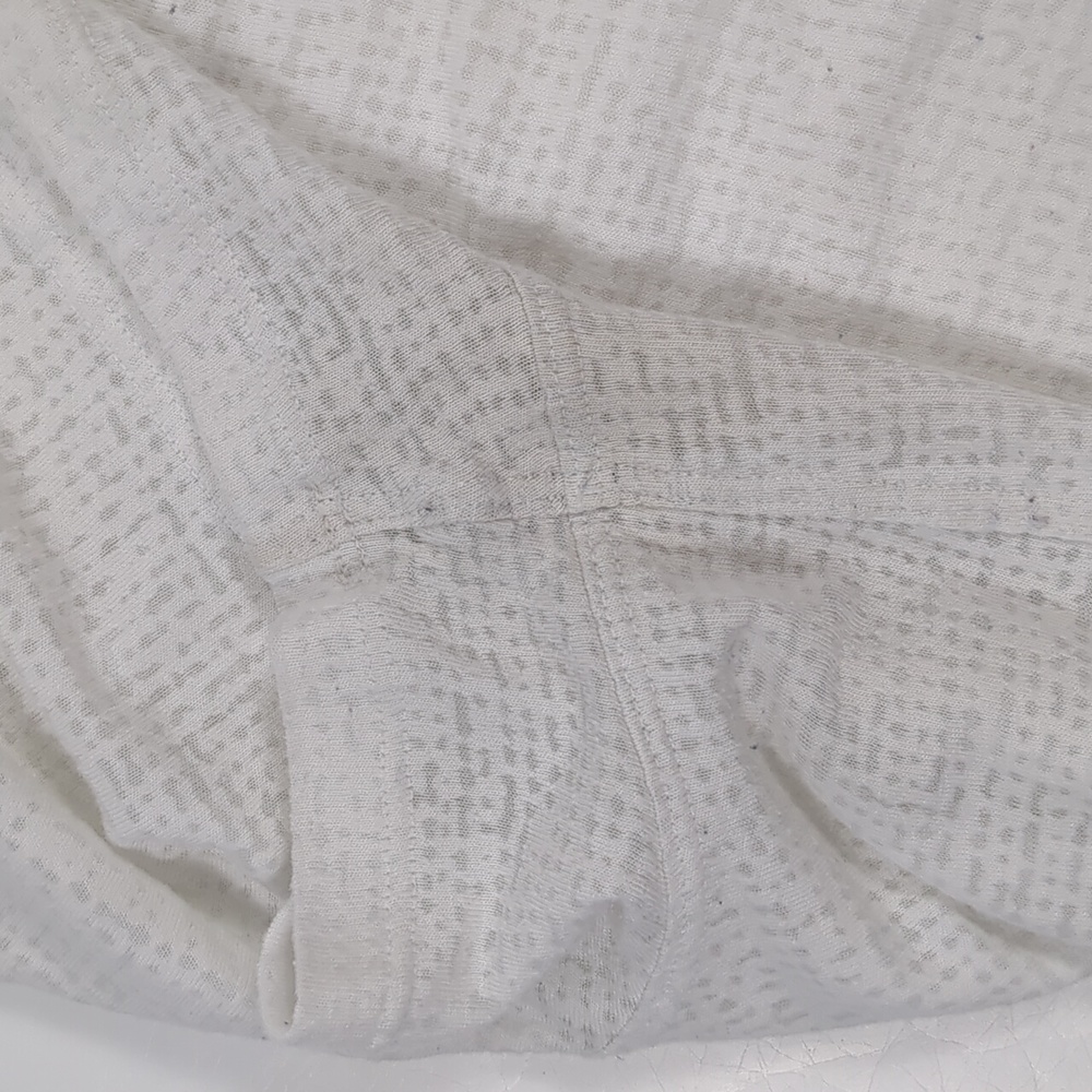Lululemon Short sleeve Tee - Picture 6 of 6